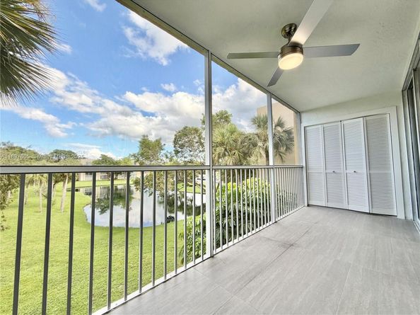 3361 NW 47th Ter 329, Lauderdale Lakes FL 33319