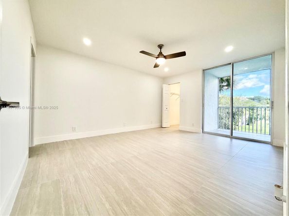 3361 NW 47th Ter 329, Lauderdale Lakes FL 33319
