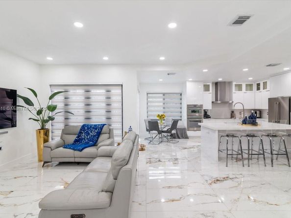 16234 SW 48 Terrace, Miami FL 33185