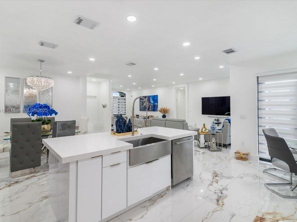 16234 SW 48 Terrace, Miami FL 33185