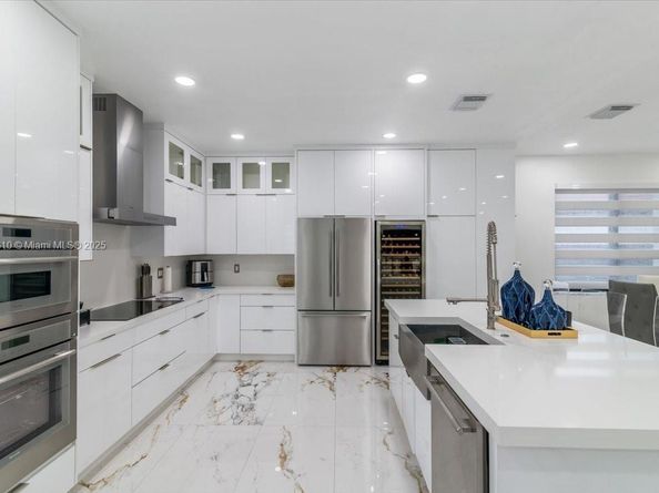 16234 SW 48 Terrace, Miami FL 33185