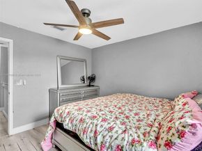 9125 NW 40th St, Sunrise FL 33351