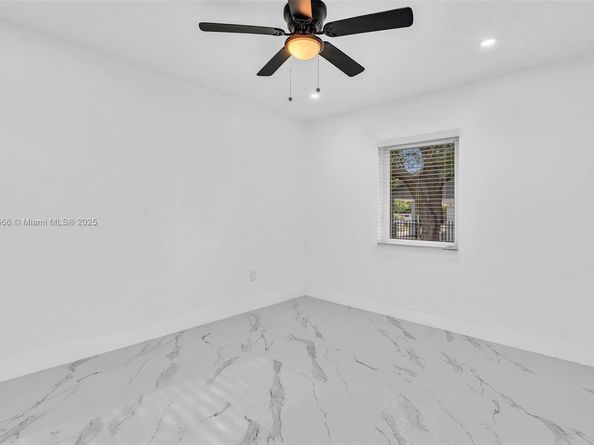 5850 NE 3rd Ave, Miami FL 33137