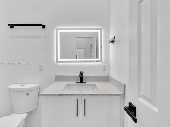 5850 NE 3rd Ave, Miami FL 33137