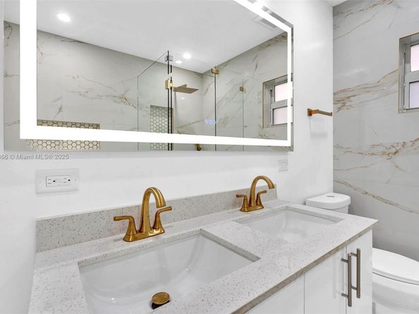 5850 NE 3rd Ave, Miami FL 33137