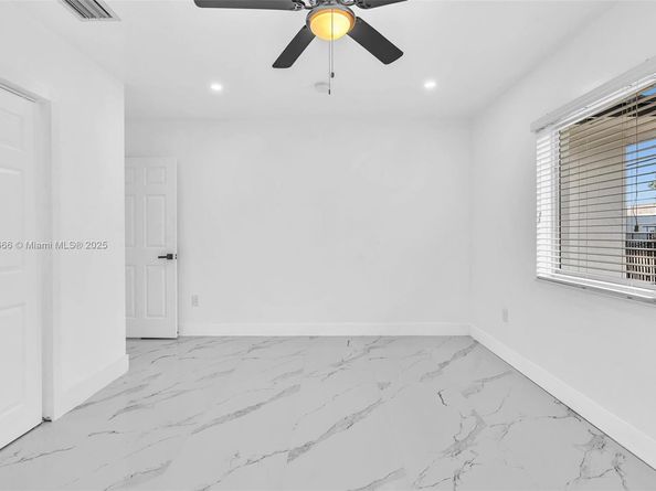 5850 NE 3rd Ave, Miami FL 33137