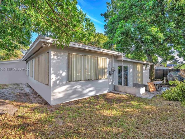 16234 NE 9th Ct, North Miami Beach FL 33162