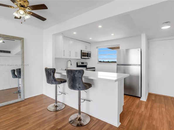 16400 NE 17th Ave 601, North Miami Beach FL 33162