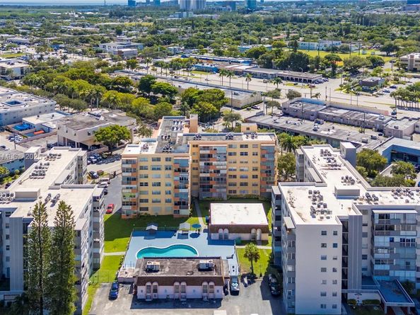 16400 NE 17th Ave 601, North Miami Beach FL 33162