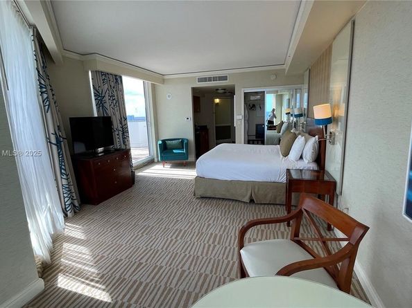 18001 Collins Ave 2814, Sunny Isles Beach FL 33160