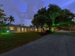 7980 SW 108th St, Miami FL 33156