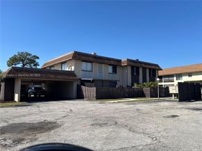 2106 Sherwood Forest Blvd 17, West Palm Beach FL 33415