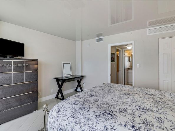 3000 N Ocean Dr PHD, Singer Island FL 33404