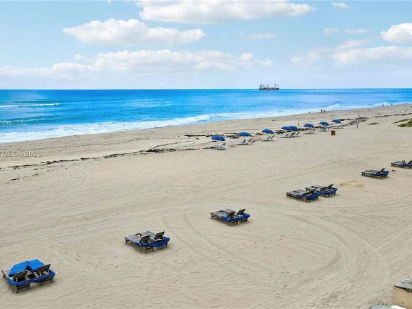 3000 N Ocean Dr PHD, Singer Island FL 33404