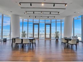 300 Biscayne Blvd Way 1607, Miami FL 33131