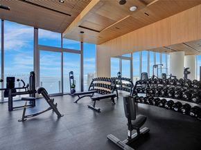 300 Biscayne Blvd Way 1607, Miami FL 33131