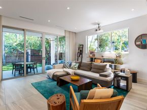 2977 Bridgeport Ave, Miami FL 33133