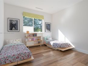 2977 Bridgeport Ave, Miami FL 33133