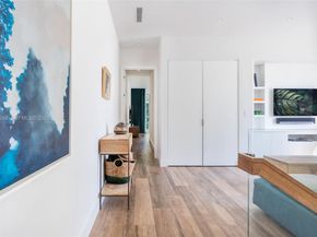 2977 Bridgeport Ave, Miami FL 33133