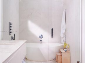 2977 Bridgeport Ave, Miami FL 33133