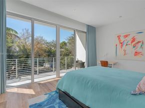 2977 Bridgeport Ave, Miami FL 33133