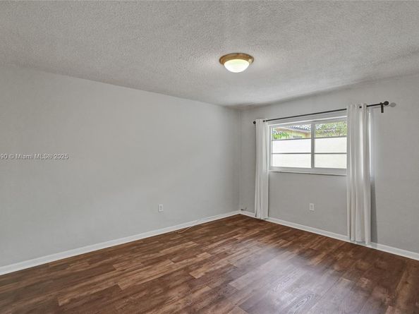1100 11th St 204, Miami Beach FL 33139