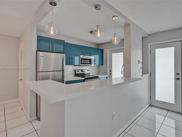 1100 11th St 204, Miami Beach FL 33139