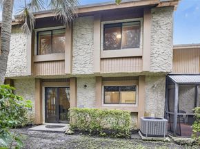 247 Wimbledon Lake Dr, Plantation FL 33324