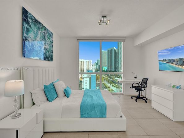 1945 S Ocean Dr 1114, Hallandale Beach FL 33009