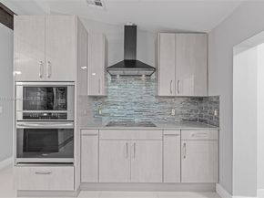 15281 SW 153rd St, Miami FL 33187