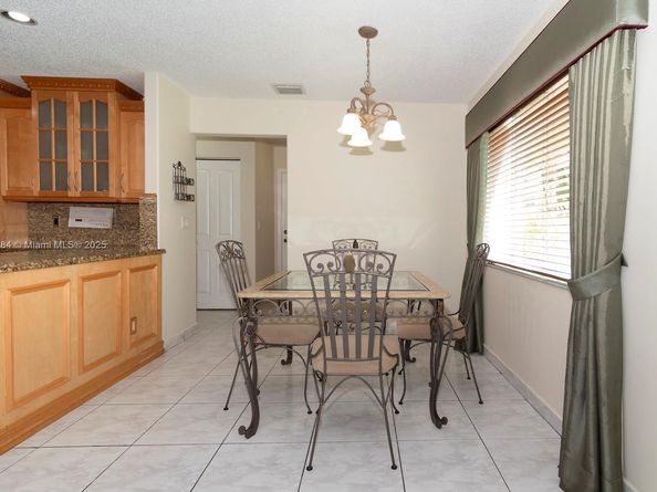 2293 SW 182nd Way, Miramar FL 33029