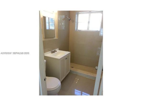 8320 Crespi Blvd 11, Miami Beach FL 33141