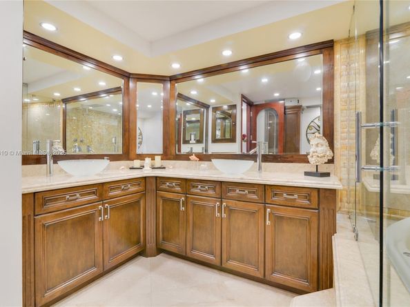 2100 S Ocean Ln 1911, Fort Lauderdale FL 33316