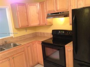 406 NW 68th Ave 317, Plantation FL 33317