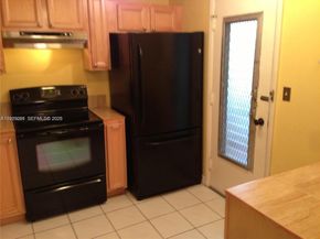 406 NW 68th Ave 317, Plantation FL 33317