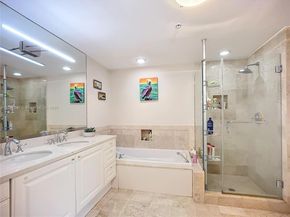 3400 SW 27th Avenue 302, Miami FL 33133