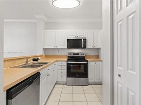 1398 NE 33rd Ave 20125, Homestead FL 33033