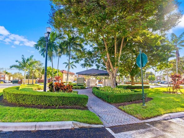 1398 NE 33rd Ave 20125, Homestead FL 33033