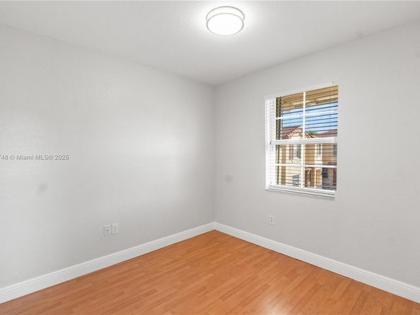 1398 NE 33rd Ave 20125, Homestead FL 33033