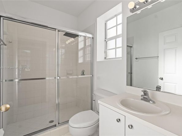 1398 NE 33rd Ave 20125, Homestead FL 33033