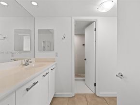 680 NE 64th St APH6, Miami FL 33138