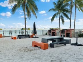 680 NE 64th St APH6, Miami FL 33138