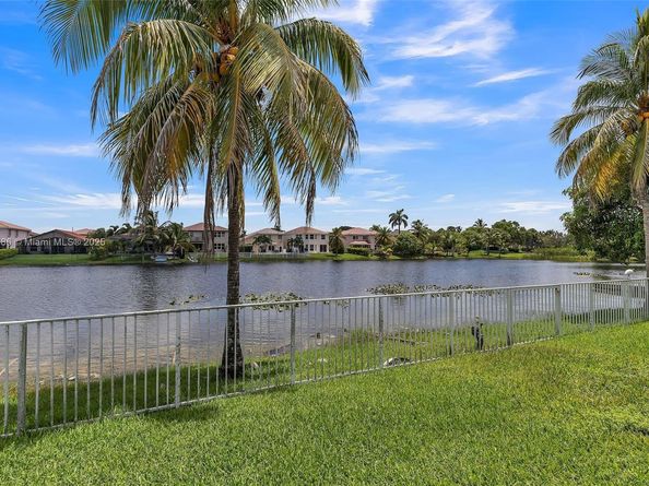 18091 SW 22nd St, Miramar FL 33029