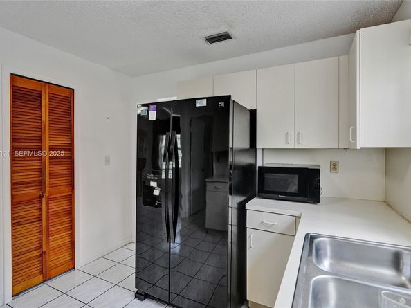 13401 SW 38th St, Miami FL 33175