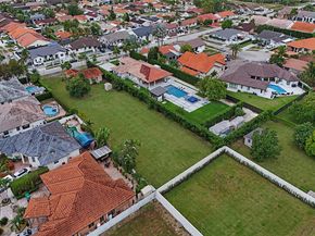 13401 SW 38th St, Miami FL 33175