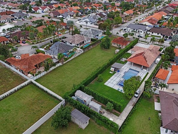 13401 SW 38th St, Miami FL 33175