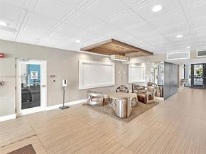 3675 N Country Club Dr 609, Aventura FL 33180