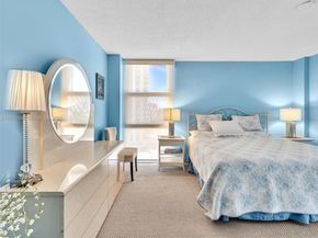 3675 N Country Club Dr 609, Aventura FL 33180