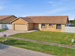 9111 S Lake Miramar Cir, Miramar FL 33025