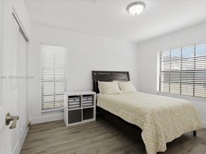 9111 S Lake Miramar Cir, Miramar FL 33025